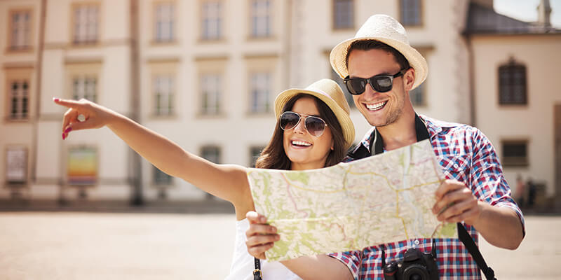 旅遊英文課程學習目標-學習旅遊功能句型,在各種旅遊情境中自在的與人應對,與他人分享自身旅遊經驗，並提供更多旅遊建議