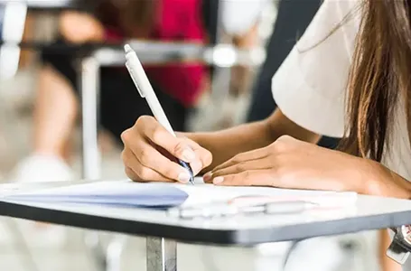 IELTS雅思課程推薦，由最專業的講師授課指導，密集訓練聽說讀寫，培養紮實應考戰力、加強弱點科目，雅