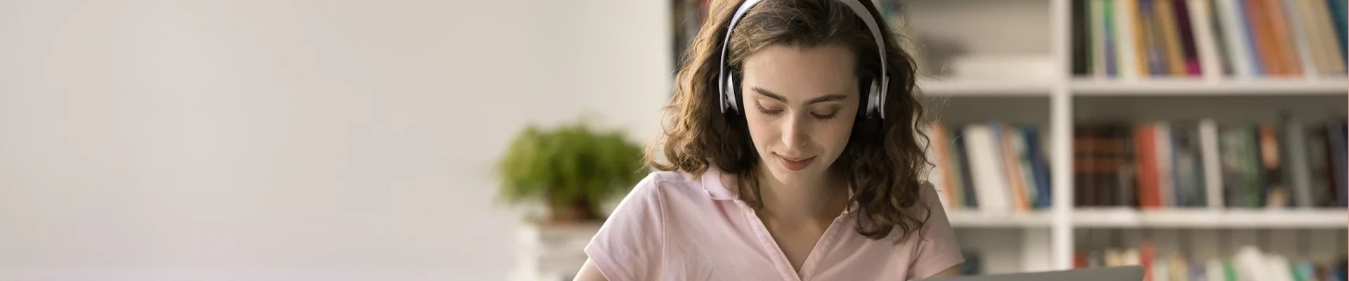 基礎聽力養成課程,透過互動練習，提升理解與記憶！