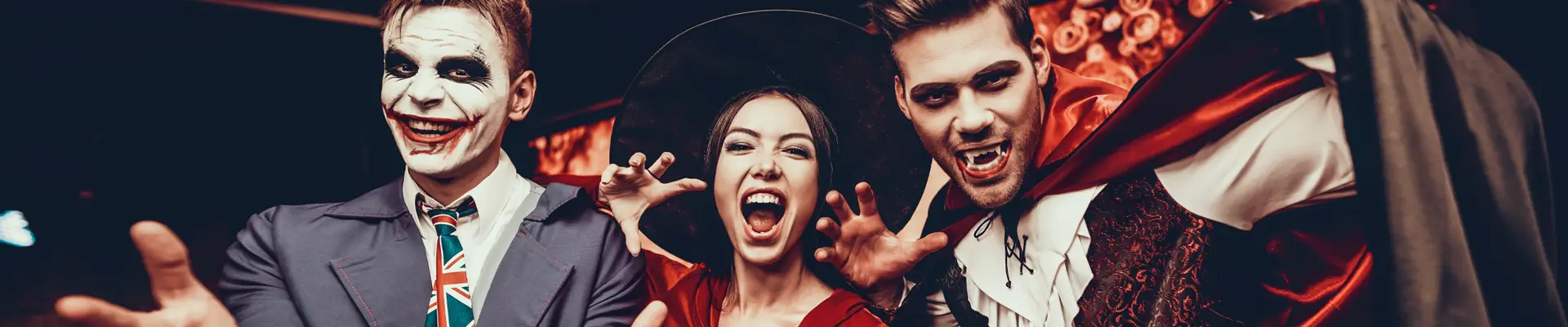 生活情境英語會話課程利用全台首創ECAM教學法，搭配規劃完整的生活情境英語會話主題、時下熱門話題，透過專業外師引導，實際開口說，英文突飛猛進。