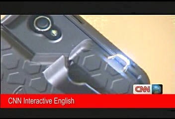 防身保護殼讓手機變電擊器
